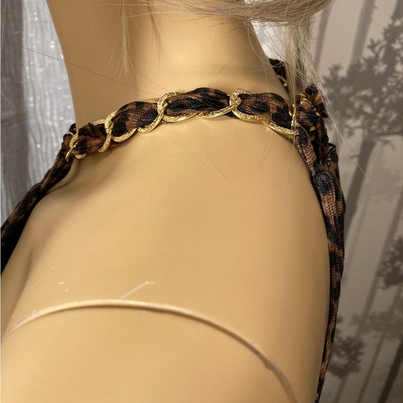 Chic Gold Threaded Lined Leopard Print Sleeveless Halter Top size Small - Picture 4 of 7
